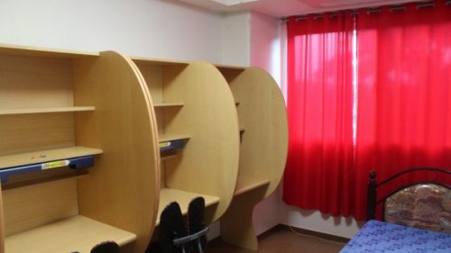 AELC 親子留学センター_寮