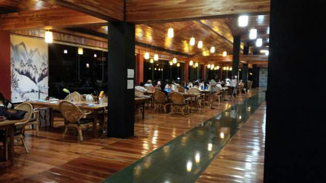 BECI International_ラウンジ