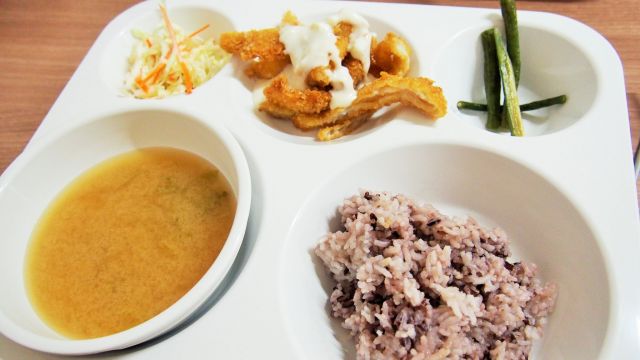 CEBU BLUE OCEAN ACADEMY食事例