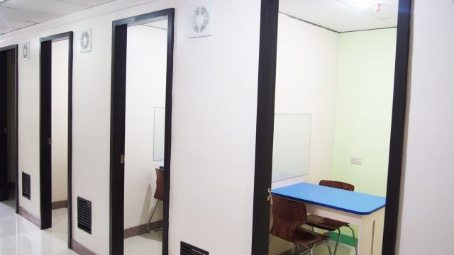 CEBU BLUE OCEAN ACADEMY教室廊下
