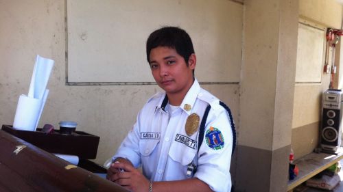 クラークフィリピン留学院_警備員