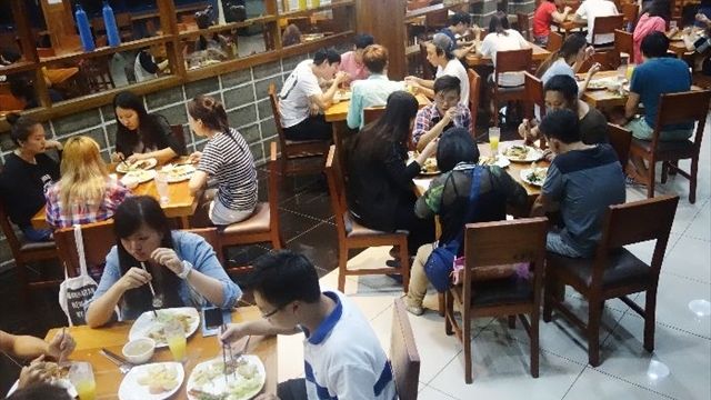 CPI食事風景