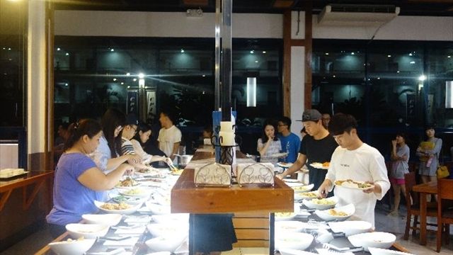 CPI食事風景
