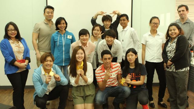 クラスメイト Enderun College Language Center_クラスメイト