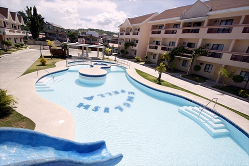 English Fella 1 プール