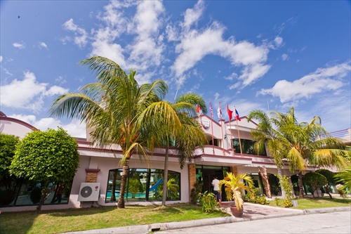 English Fella 1 キャンパス内