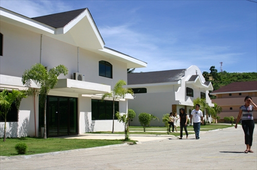 English Fella 2_教室棟外観