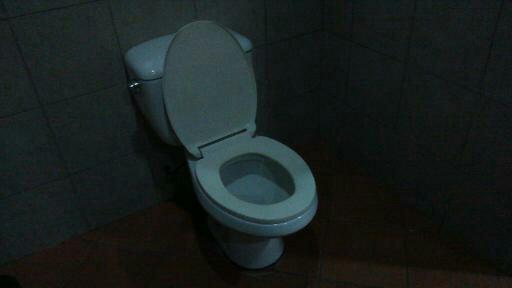 トイレ PINES クイサン校_トイレ