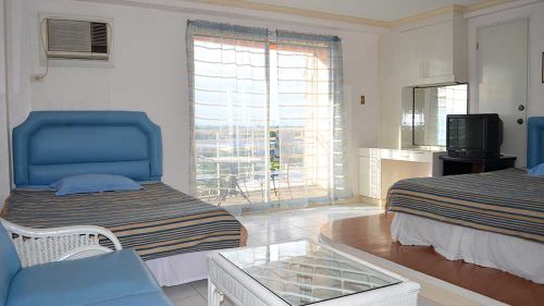 QQ English Seafront2人部屋