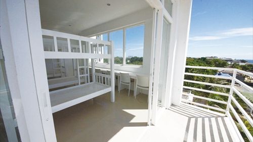 QQ English Seafront6人部屋