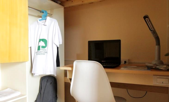 PINES メインキャンパス 4人部屋