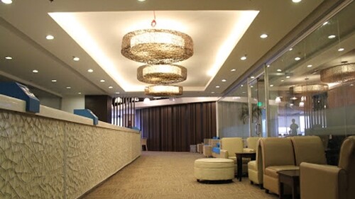 学校エントランス