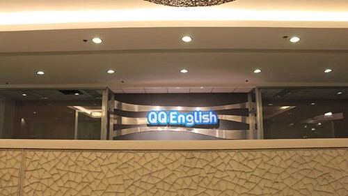 学校エントランス