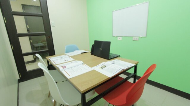 PINES メインキャンパスマンツーマン教室