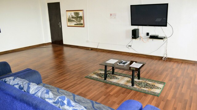 SMEAG Capital TVラウンジ